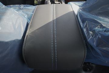  V3 1.6L 122 2.7˫΢()(ٱ5.375)(BJ1030V4AV8-32)ͼƬ