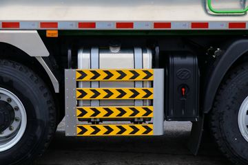 �������� �ܻ�H6 360���� 8X4 5.6����ж��(����)(CQ3317EV09256V)ͼƬ