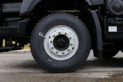 上汽红岩 杰虎H6 360马力 8X4 5.6米自卸车(国六)(CQ3317EV09256V)