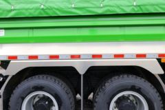 上汽红岩 杰虎H6 360马力 8X4 5.6米自卸车(国六)(CQ3317EV09256V)