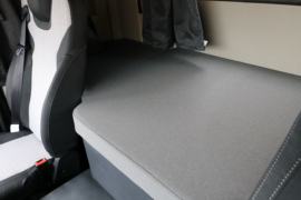 杰虎&nbsp;随车吊驾驶室图片