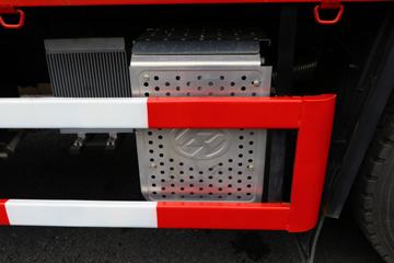 �������� �ܻ�H6 350���� 8X4 �泵��(CQ5317JSQEY08436)ͼƬ