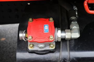 �������� �ܻ�H6 350���� 8X4 �泵��(CQ5317JSQEY08436)ͼƬ