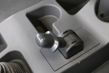 �������� ��ʨC6 330���� 4X2 ���ϳ�(������)(YH5200TQZ396T)ͼƬ