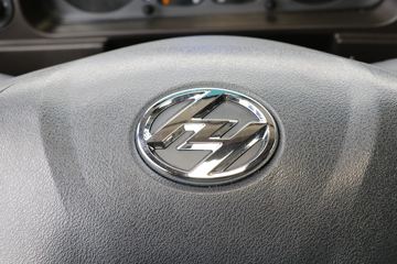 �������� ��ʨC6 330���� 4X2 ���ϳ�(������)(YH5200TQZ396T)ͼƬ