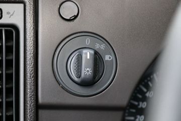 �������� ��ʨC6 330���� 4X2 ���ϳ�(������)(YH5200TQZ396T)ͼƬ