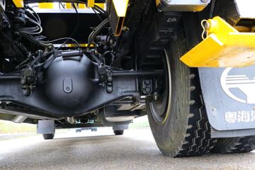 �������� ��ʨC6 330���� 4X2 ���ϳ�(������)(YH5200TQZ396T)ͼƬ