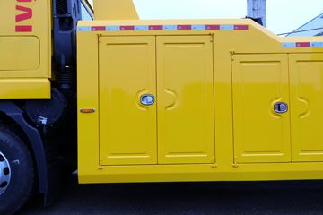 �������� ��ʨC6 330���� 4X2 ���ϳ�(������)(YH5200TQZ396T)ͼƬ