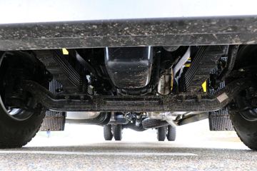 �������� ��ʨC6 330���� 4X2 ���ϳ�(������)(YH5200TQZ396T)ͼƬ