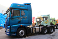 一汽解放 J7重卡 560马力 6X4 AMT自动挡牵引车(国六)(一汽解放12挡)(带液缓)(CA4250P77K25T1E6Z)
