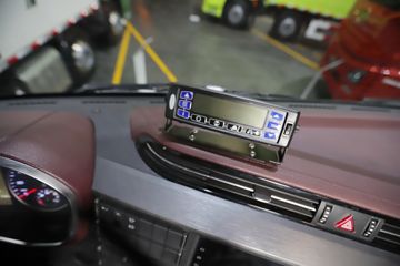 һ����� ��J6P�ؿ� �캽��3.0 460���� 8X4 ��س�(����)(CA5320XLCP66K24L7T4E6ͼƬ