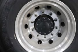 解放J6P&nbsp;冷藏车底盘图片