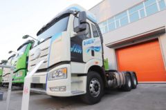 一汽解放 J6P重卡 6X4 燃料电池牵引车(CA4250P66T1FCEVA2)105.28kWh