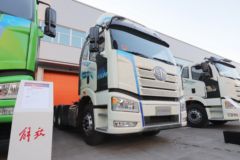 解放J6P 电动牵引车