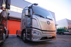 一汽解放 J6E重卡 4X2 AMT牵引车(国六)(CA4180P66K24E6)