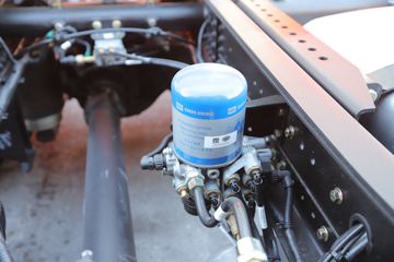 һ����� J6E�ؿ� 4X2 AMTǣ����(����)(CA4180P66K24E6)ͼƬ