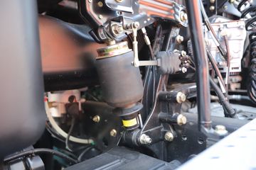 һ����� J6E�ؿ� 4X2 AMTǣ����(����)(CA4180P66K24E6)ͼƬ