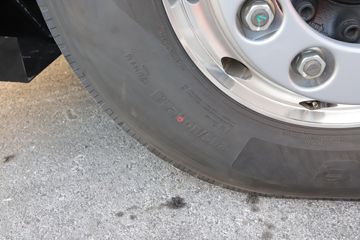 һ����� J6E�ؿ� 4X2 AMTǣ����(����)(CA4180P66K24E6)ͼƬ