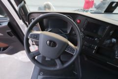 一汽解放 J7重卡 6X4 燃料电池牵引车