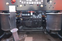 一汽解放 J7重卡 6X4 燃料电池牵引车