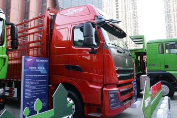 �й����� HOWO TH7�ؿ� 510���� 8X4 8.6�ײ�դʽ�ػ���(����)(ZZ5317CCYV466HF1H)ͼƬ