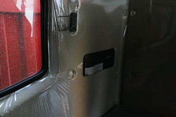 �й����� HOWO TH7�ؿ� 510���� 8X4 8.6�ײ�դʽ�ػ���(����)(ZZ5317CCYV466HF1H)ͼƬ