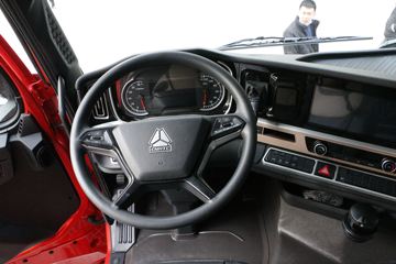 �й����� HOWO TH7�ؿ� 510���� 8X4 8.6�ײ�դʽ�ػ���(����)(ZZ5317CCYV466HF1H)ͼƬ