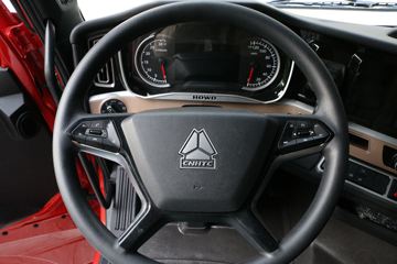 �й����� HOWO TH7�ؿ� 510���� 8X4 8.6�ײ�դʽ�ػ���(����)(ZZ5317CCYV466HF1H)ͼƬ