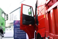 中国重汽 HOWO TH7重卡 510马力 8X4 8.6米仓栅式载货车(国六)(ZZ5317CCYV466HF1H) 中国重汽 HOWO TH7重卡 510马力 8X4 8.6米仓栅式载货车(国六)(ZZ5317CCYV466HF1H)