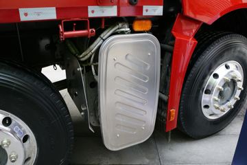 �й����� HOWO TH7�ؿ� 510���� 8X4 8.6�ײ�դʽ�ػ���(����)(ZZ5317CCYV466HF1H)ͼƬ