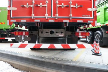 �й����� HOWO TH7�ؿ� 510���� 8X4 8.6�ײ�դʽ�ػ���(����)(ZZ5317CCYV466HF1H)ͼƬ