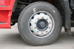 上汽红岩 杰豹H6 标载版 240马力 4X2 9.8米厢式载货车(国六)(CQ5187XXYEY05711J) 上汽红岩 杰豹H6 标载版 240马力 4X2 9.8米厢式载货车(国六)(CQ5187XXYEY05711J)