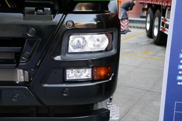 �������� HOWO TX�ؿ� 6X4 ���綯��ж��ͼƬ