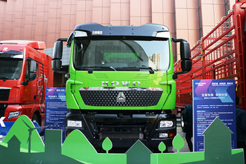 �������� HOWO TX�ؿ� 6X4 ���綯��ж��ͼƬ