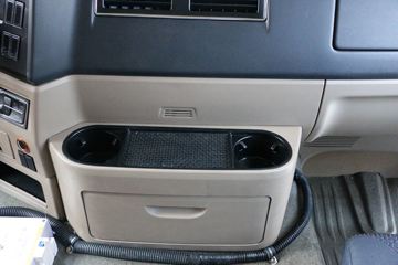 �������� HOWO TX�ؿ� 6X4 ���綯��ж��ͼƬ