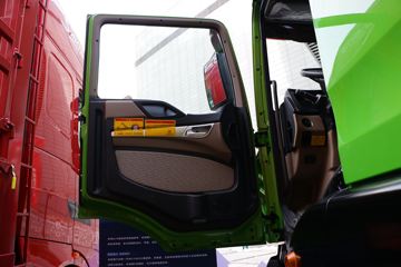 �������� HOWO TX�ؿ� 6X4 ���綯��ж��ͼƬ