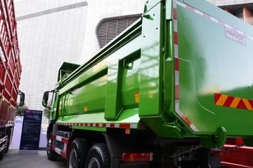 重汽豪沃 HOWO TX重卡 6X4 纯电动自卸车上装图片