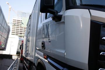 �й����� HOWO MAX 330���� 6X2 9.55���Ű���ʽ�ػ���(����)ͼƬ