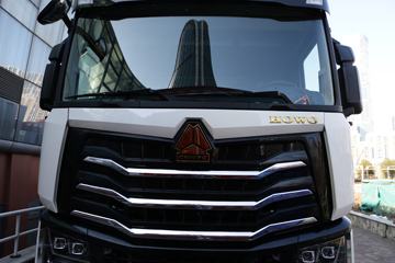�й����� HOWO MAX 330���� 6X2 9.55���Ű���ʽ�ػ���(����)ͼƬ