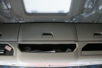 �й����� HOWO MAX 330���� 6X2 9.55���Ű���ʽ�ػ���(����)ͼƬ