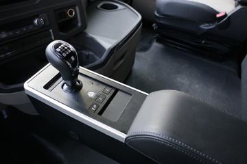 �й����� HOWO MAX 330���� 6X2 9.55���Ű���ʽ�ػ���(����)ͼƬ