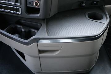 �й����� HOWO MAX 330���� 6X2 9.55���Ű���ʽ�ػ���(����)ͼƬ