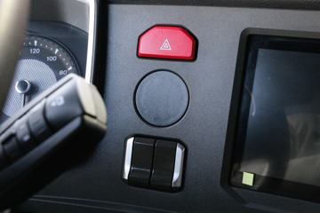 �й����� HOWO MAX 330���� 6X2 9.55���Ű���ʽ�ػ���(����)ͼƬ