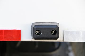 �й����� HOWO MAX 330���� 6X2 9.55���Ű���ʽ�ػ���(����)ͼƬ