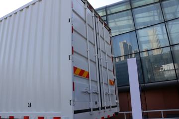 �й����� HOWO MAX 330���� 6X2 9.55���Ű���ʽ�ػ���(����)ͼƬ