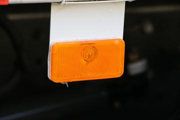 �й����� HOWO MAX 330���� 6X2 9.55���Ű���ʽ�ػ���(����)ͼƬ