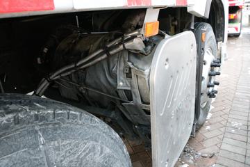 �й����� HOWO MAX 330���� 6X2 9.55���Ű���ʽ�ػ���(����)ͼƬ