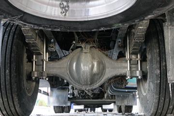 �й����� HOWO MAX 330���� 6X2 9.55���Ű���ʽ�ػ���(����)ͼƬ