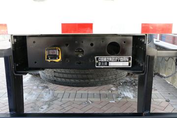 �й����� HOWO MAX 330���� 6X2 9.55���Ű���ʽ�ػ���(����)ͼƬ