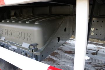 �й����� HOWO MAX 330���� 6X2 9.55���Ű���ʽ�ػ���(����)ͼƬ